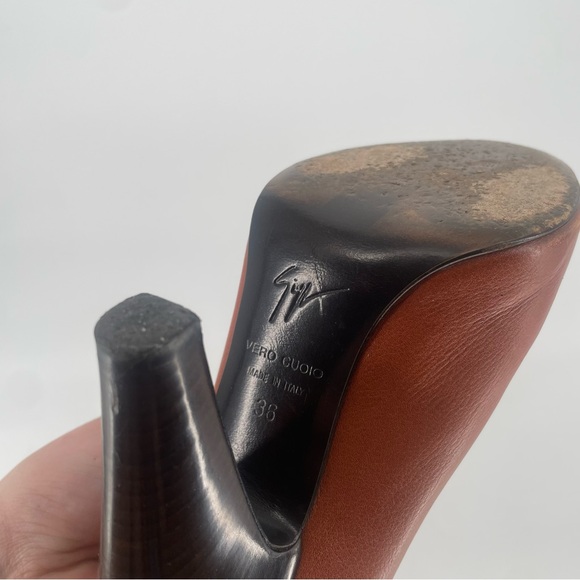 Giuseppe Zanotti Light Brown Leather Italian Wooden Heel Pumps - Picture 13 of 15